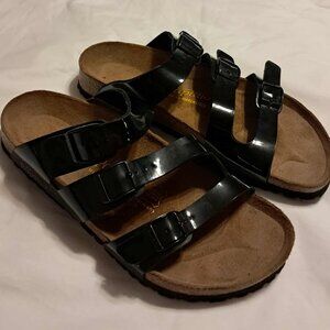 BIRKENSTOCK PAPILLIO BLACK PATENT 3 STRAP FLORIDA SANDALS 9